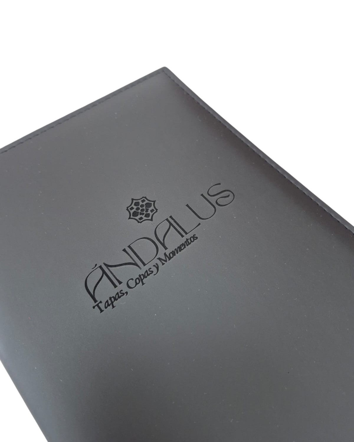 Carpeta Porta Cuentas en Cuero Sintético Premium 21x11cm | Ideal para Restaurantes, Bares y Hoteles - La Coctelera